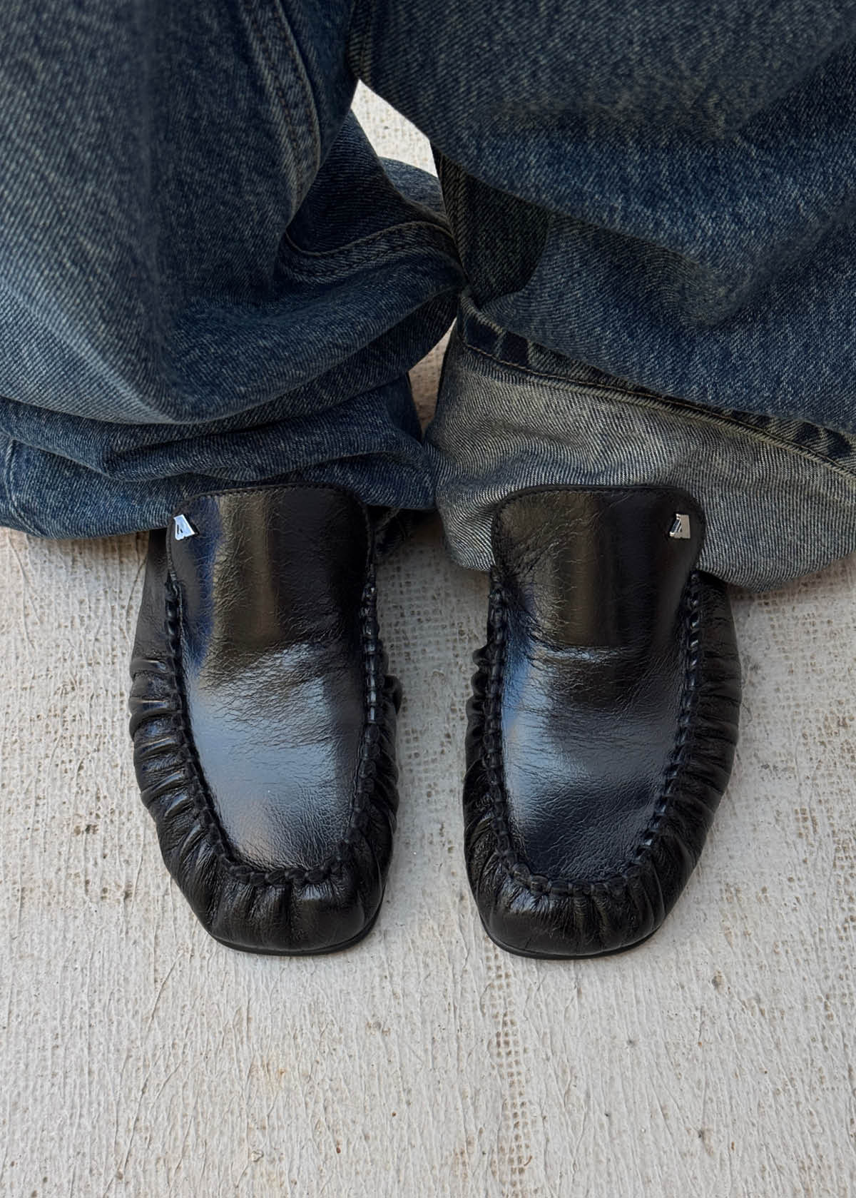 Gabe Rift Black Leather Loafers - Image 2