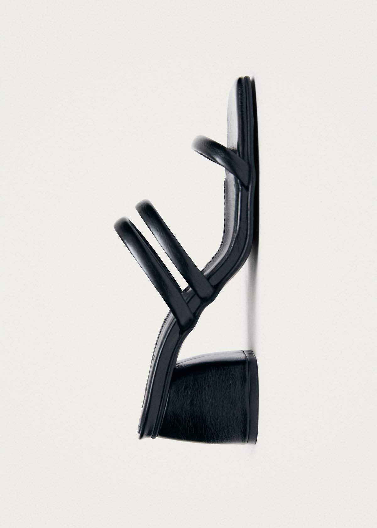 Indiana Rift Black Leather Sandals - Image 4