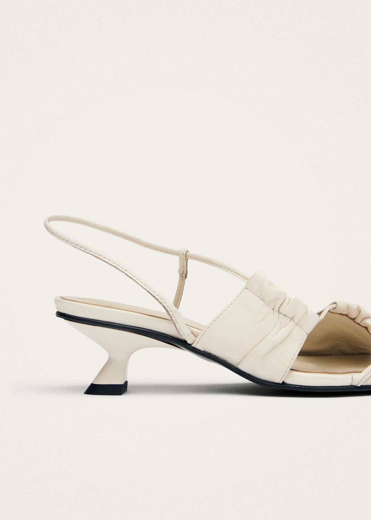 Juniper Cream Leather Sandals - Image 7
