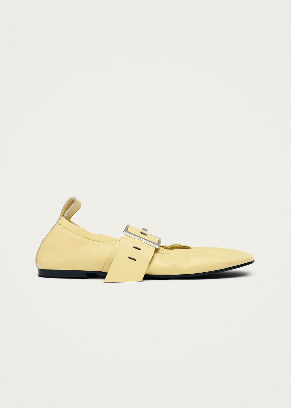 Sarea Vanilla Leather Ballet Flats - Image 4
