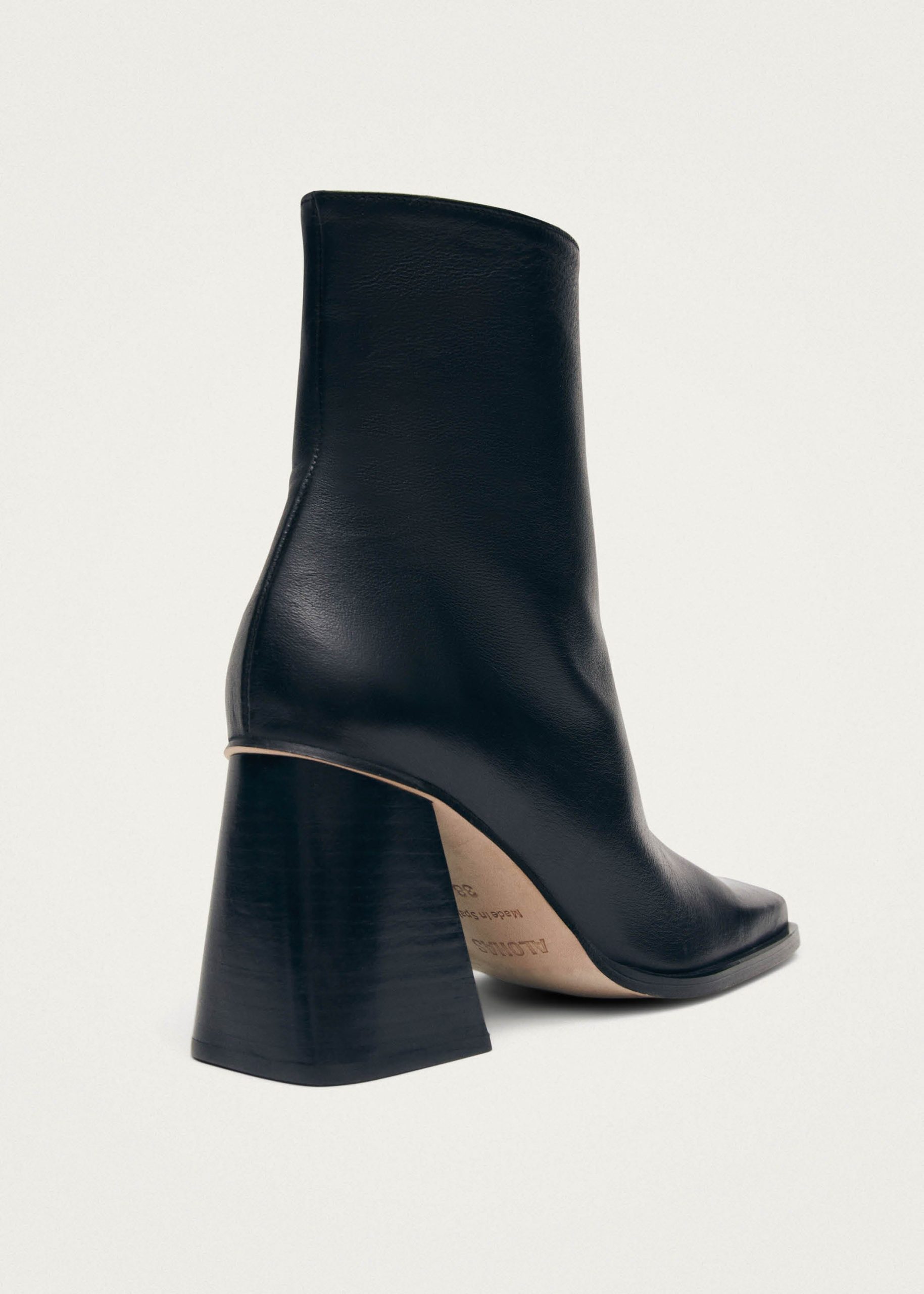South Black Leather Ankle Boots - Image 5