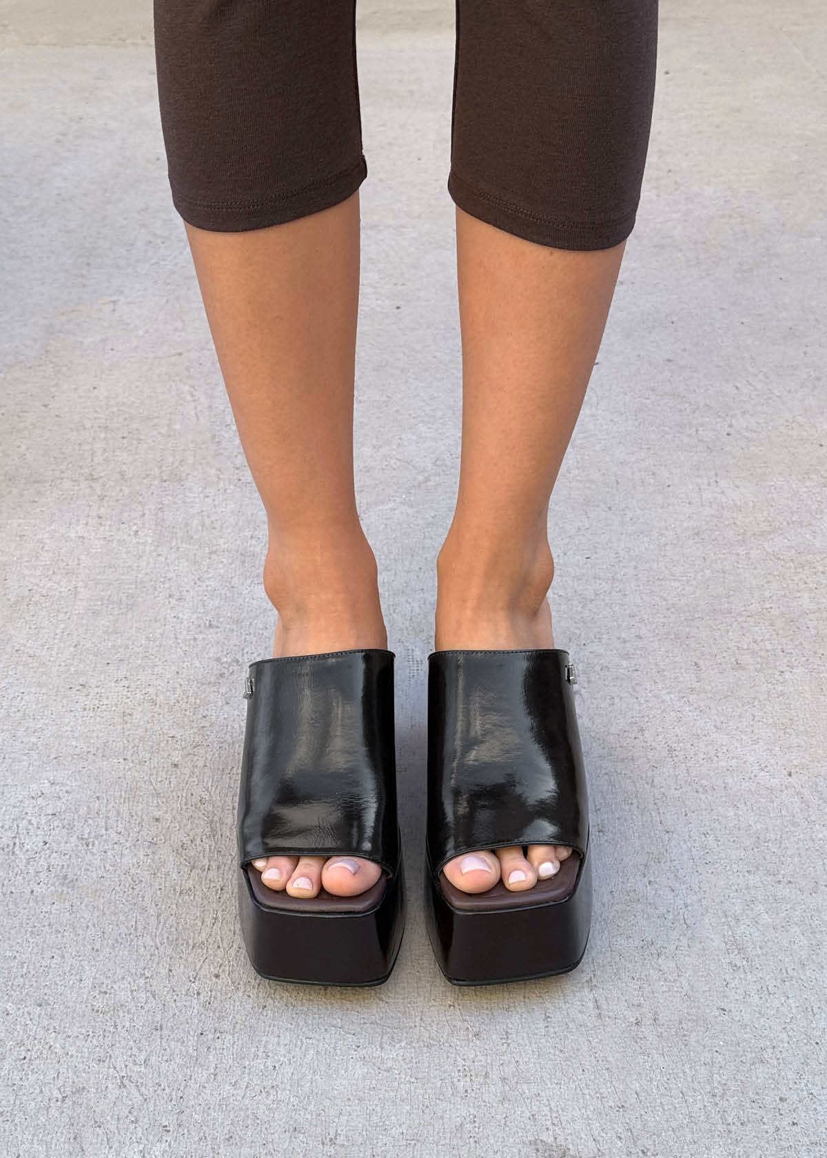 Vale Patent Brown Leather Sandals - Image 2